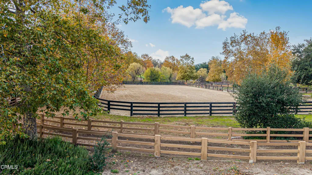 28461 W Driver Avenue, Agoura Hills, California 91301 home-pic-60